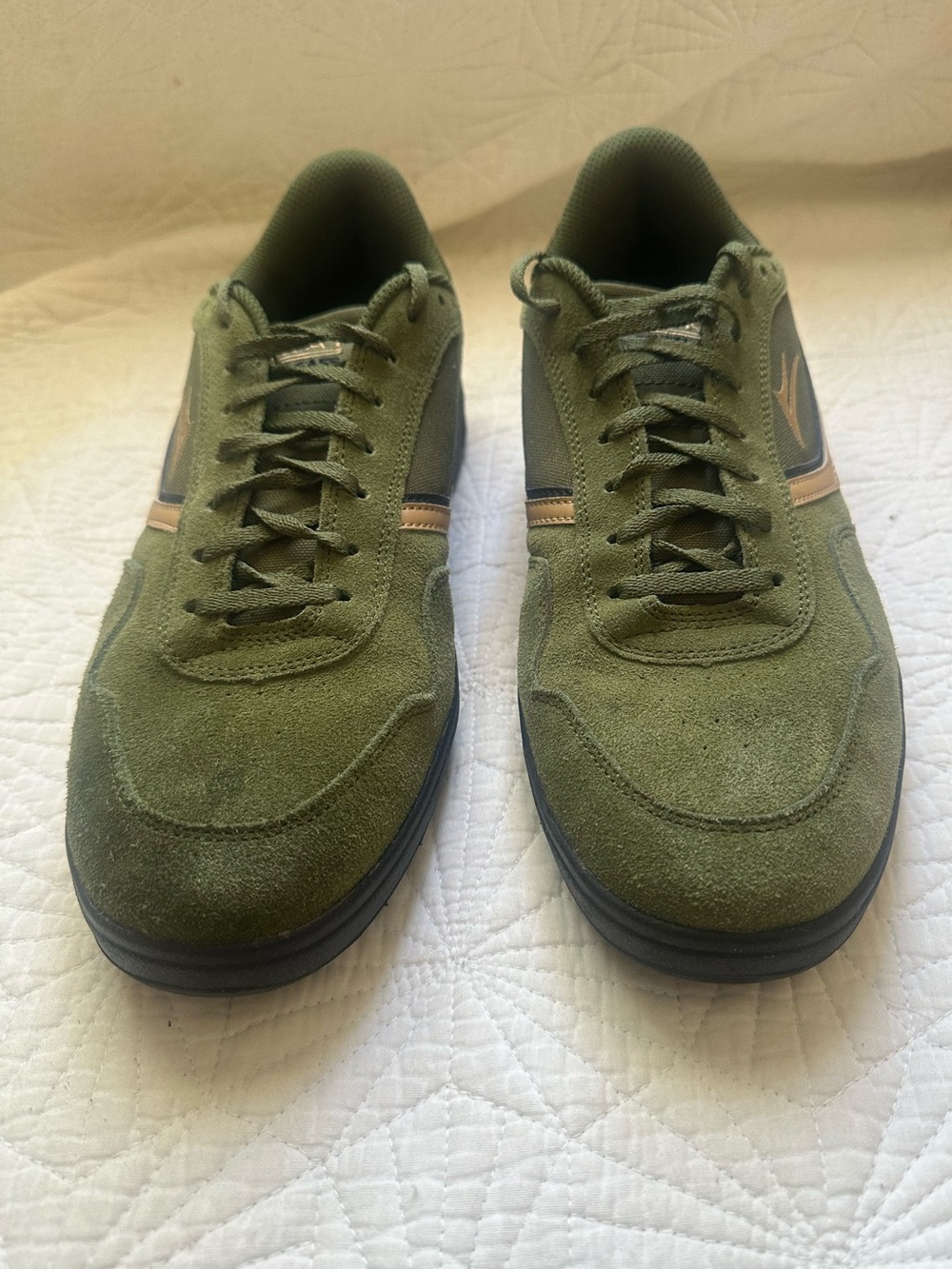 Lakai Men’s Terrace Shoes Color Olive Suede Size 10.5